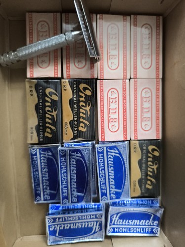 Alte verpackte rasierklingen - verpackte,